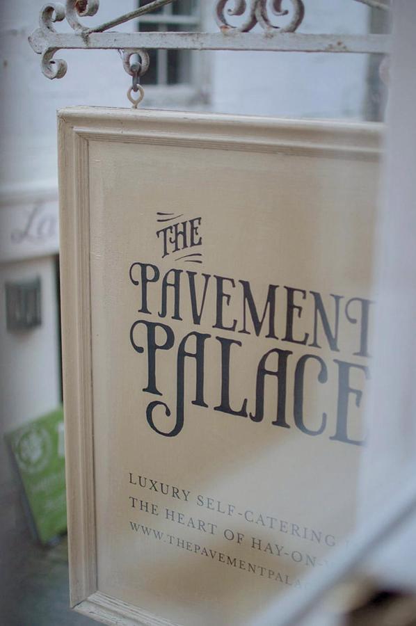 The Pavement Palace Hay-On-Wye Εξωτερικό φωτογραφία